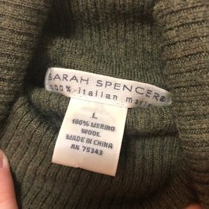 Sarah Spencer Sweaters - Sarah spencer 100% Italian merino wool turtleneck Sarah Spencer Sweaters - Sarah spencer 100% Italian merino wool turtleneck